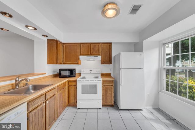 7015 OLD BRENTFORD RD, Alexandria, VA 22310