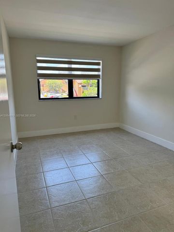 15600 SW 80th St L-209, Miami, FL 33193