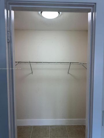 15600 SW 80th St L-209, Miami, FL 33193