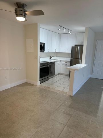 15600 SW 80th St L-209, Miami, FL 33193