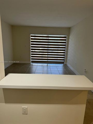 15600 SW 80th St L-209, Miami, FL 33193