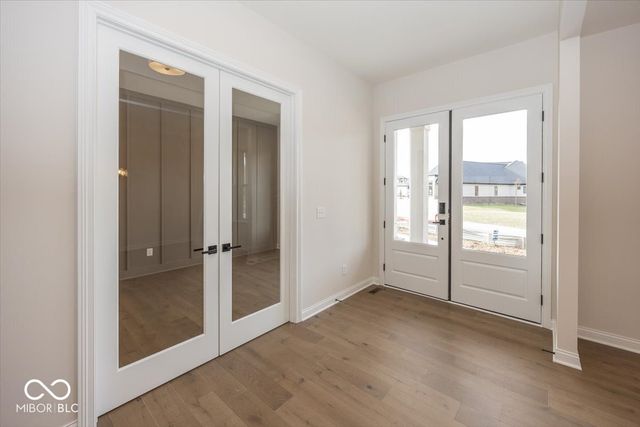 21015 Thornborough Drive, Westfield, IN 46074