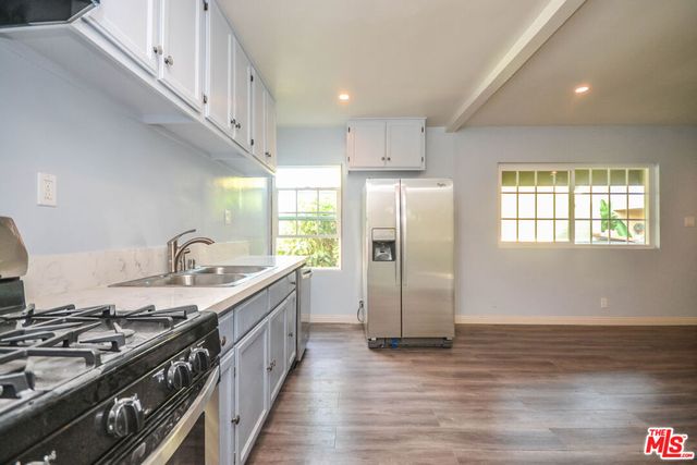 1112 Ocean Park Boulevard F, Santa Monica, CA 90405