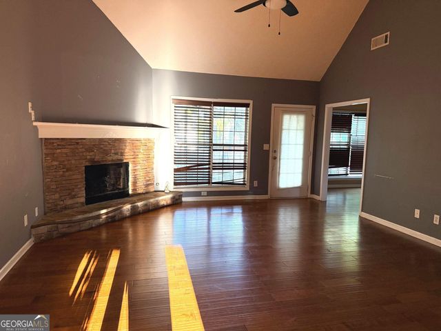 610 Autumn Leaf Circle, Mcdonough, GA 30253