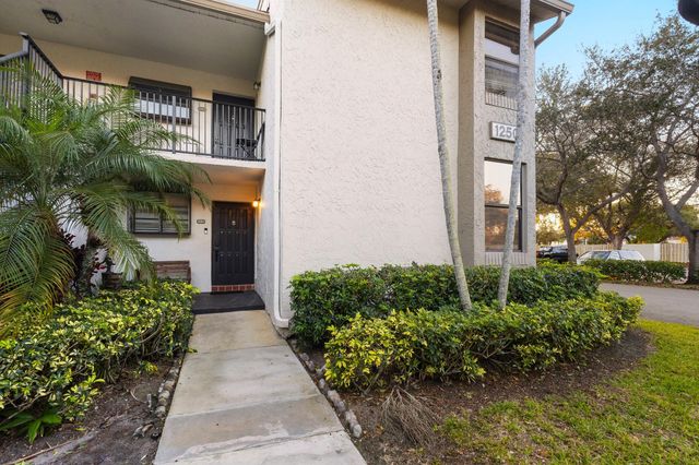 1250 S Military Trail 1616, Deerfield Beach, FL 33442