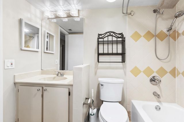 1250 S Military Trail 1616, Deerfield Beach, FL 33442