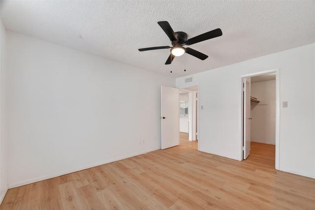 1500 Bay Area Boulevard 118, Houston, TX 77058