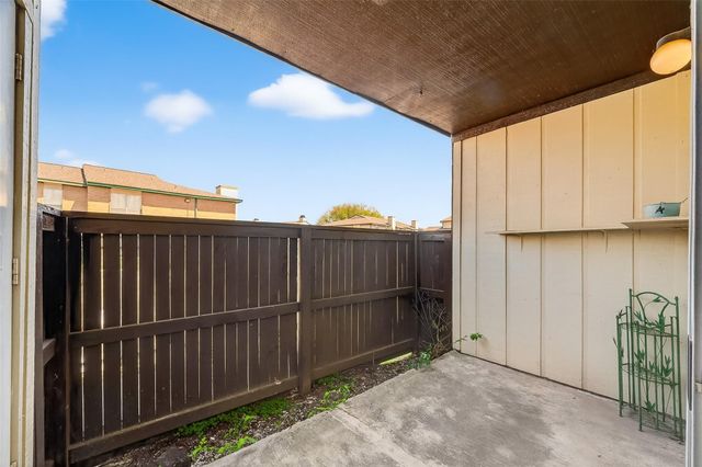 1500 Bay Area Boulevard 118, Houston, TX 77058