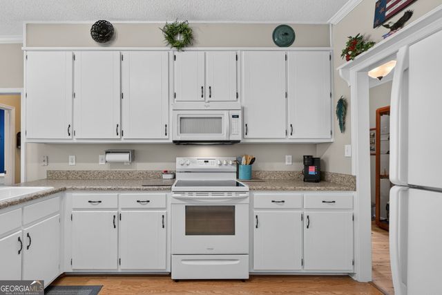 125 Sheldon Way, Fayetteville, GA 30215