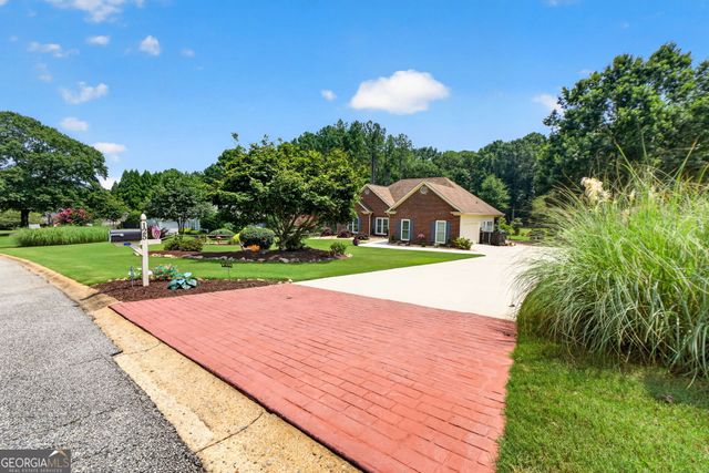 125 Sheldon Way, Fayetteville, GA 30215