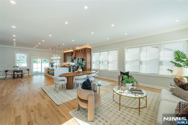 90 Grant Avenue, Nutley, NJ 07110
