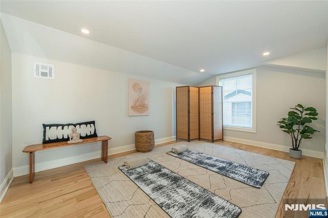 90 Grant Avenue, Nutley, NJ 07110