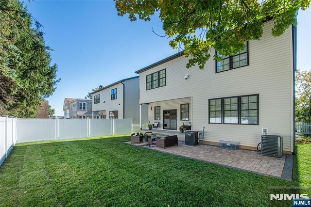 90 Grant Avenue, Nutley, NJ 07110