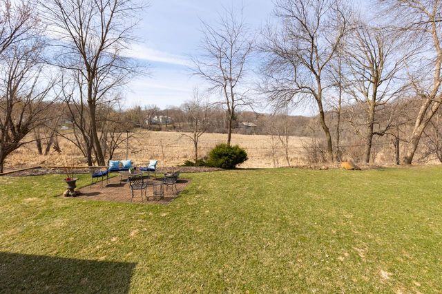 18427 Heathcote Lane, Wayzata, MN 55391