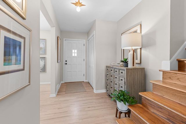 18427 Heathcote Lane, Wayzata, MN 55391