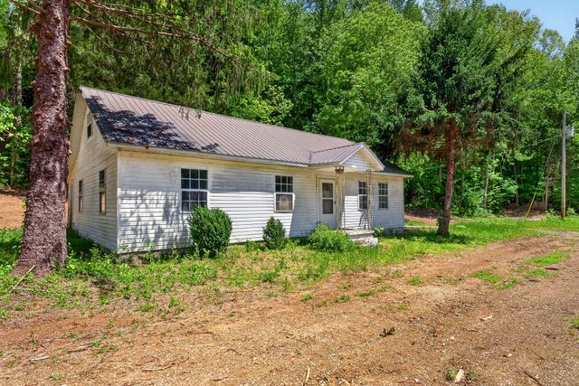 2176 Jennings Creek Hwy, Whitleyville, TN 38588