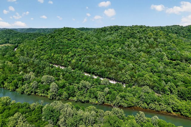 2176 Jennings Creek Hwy, Whitleyville, TN 38588