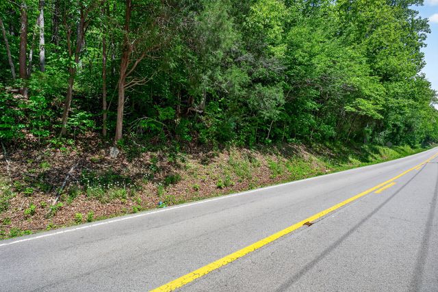 2176 Jennings Creek Hwy, Whitleyville, TN 38588