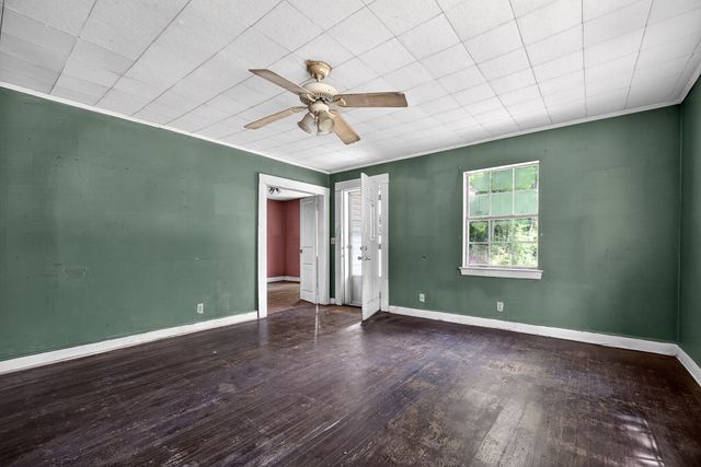 2176 Jennings Creek Hwy, Whitleyville, TN 38588