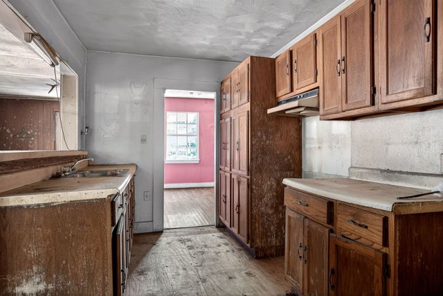 2176 Jennings Creek Hwy, Whitleyville, TN 38588