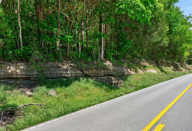 2176 Jennings Creek Hwy, Whitleyville, TN 38588