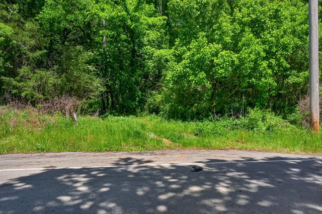 2176 Jennings Creek Hwy, Whitleyville, TN 38588