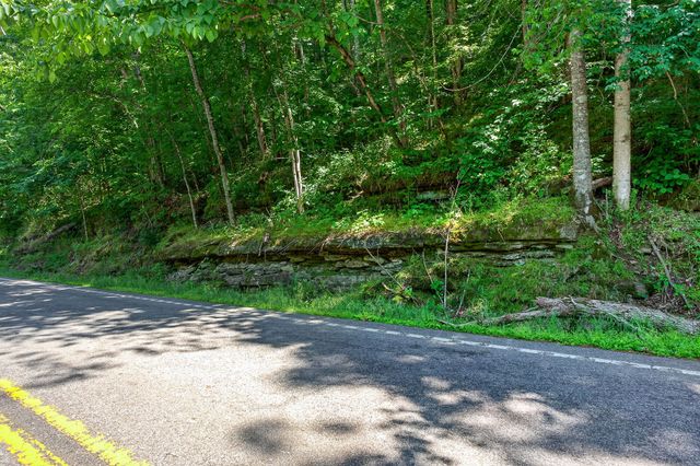 2176 Jennings Creek Hwy, Whitleyville, TN 38588