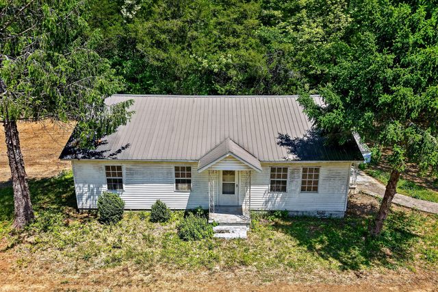 2176 Jennings Creek Hwy, Whitleyville, TN 38588