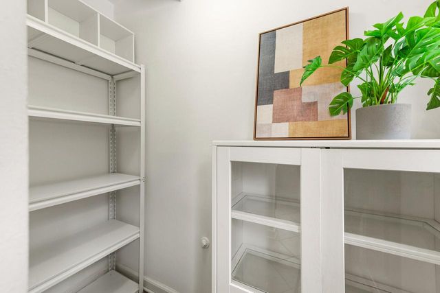 722 E Carlisle AVENUE, Whitefish Bay, WI 53217