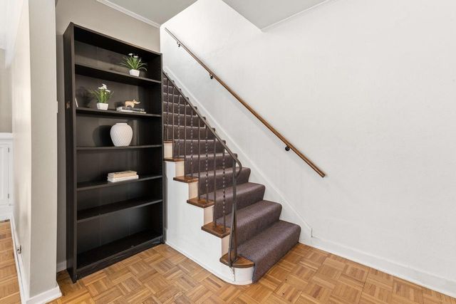 722 E Carlisle AVENUE, Whitefish Bay, WI 53217