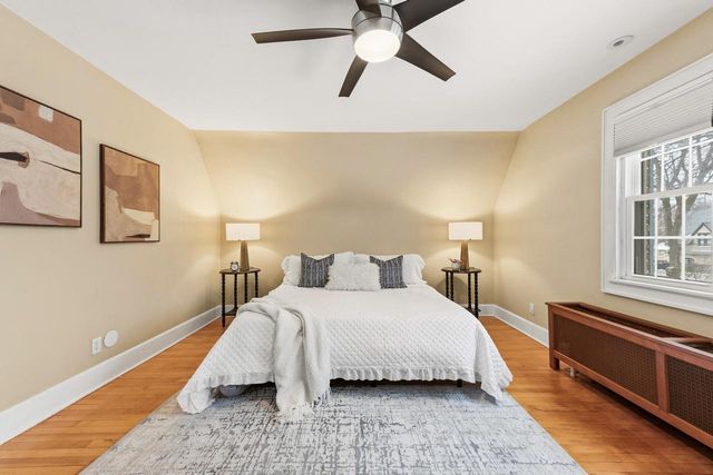 722 E Carlisle AVENUE, Whitefish Bay, WI 53217