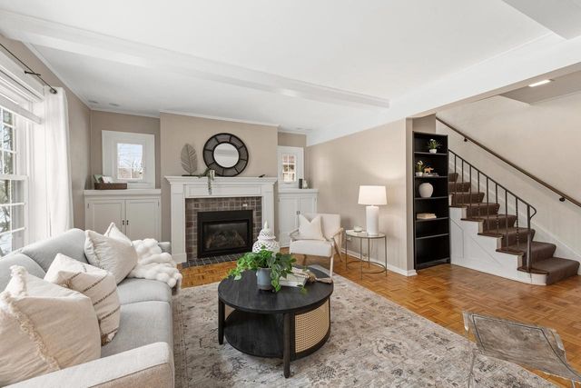 722 E Carlisle AVENUE, Whitefish Bay, WI 53217