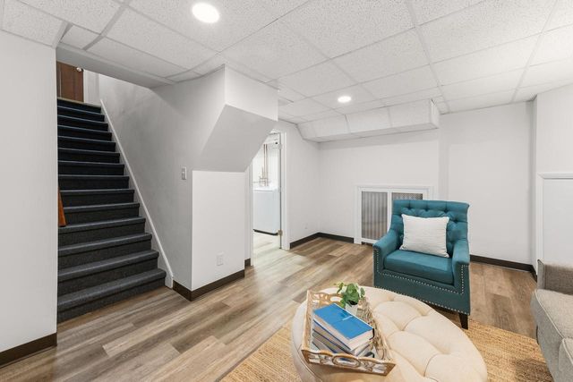 722 E Carlisle AVENUE, Whitefish Bay, WI 53217