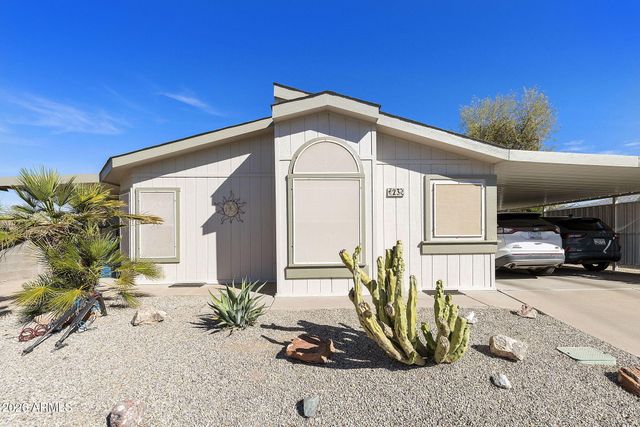 3700 S TOMAHAWK Road 23, Apache Junction, AZ 85119