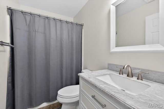 2028 Belltower Drive, St Peters, MO 63376