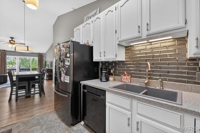 2028 Belltower Drive, St Peters, MO 63376