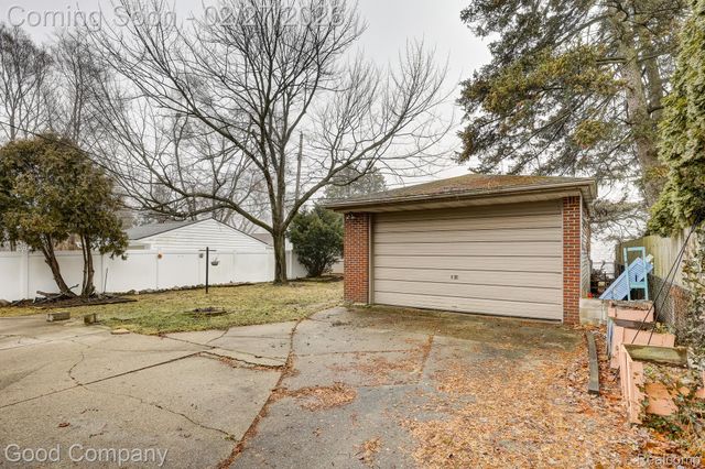 413 Poplar Avenue, Royal Oak, MI 48073