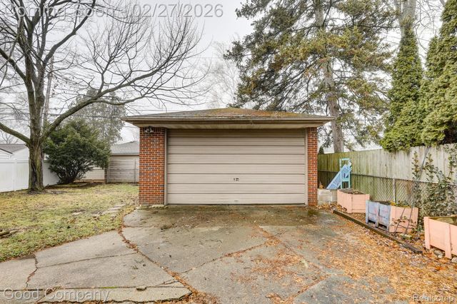 413 Poplar Avenue, Royal Oak, MI 48073