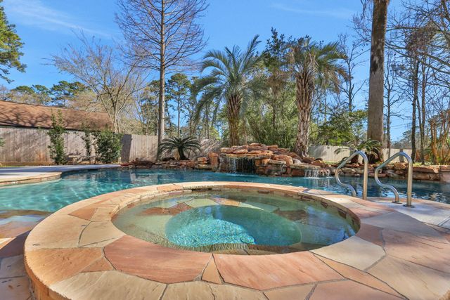 2035 Players Path, Houston, TX 77339