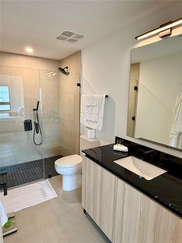 225 N Miami Ave 3406, Miami, FL 33128