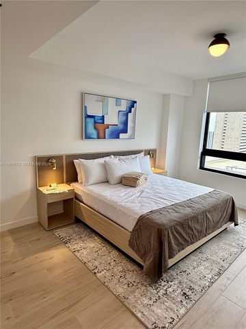 225 N Miami Ave 3406, Miami, FL 33128