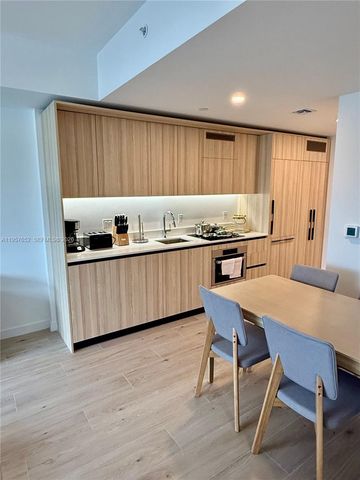 225 N Miami Ave 3406, Miami, FL 33128