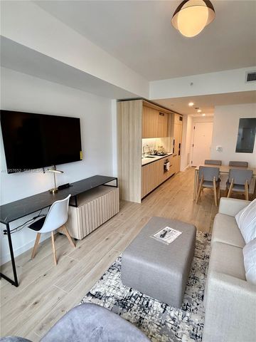 225 N Miami Ave 3406, Miami, FL 33128