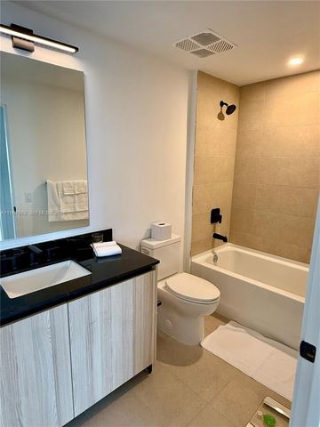 225 N Miami Ave 3406, Miami, FL 33128