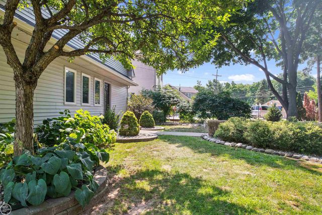 695 King Circle, Orion Twp, MI 48362