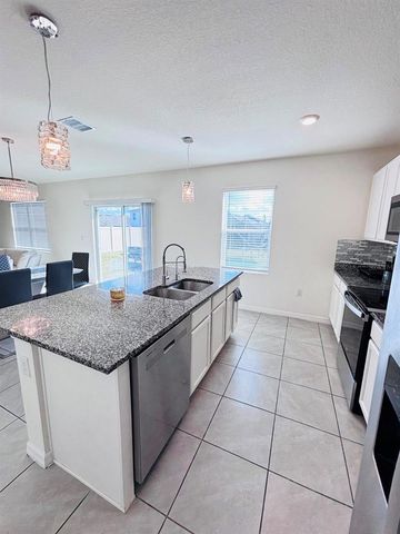 5185 BAROMBI BEND, St Cloud, FL 34772