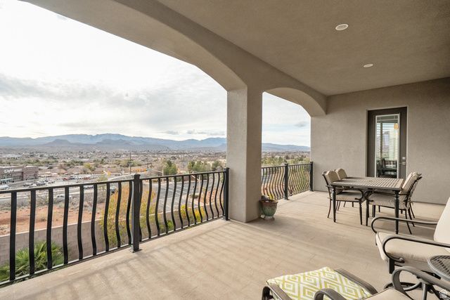 2035 N GUNSIGHT DR, St. George, UT 84770