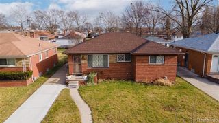 21630 Westhampton Street, Oak Park, MI 48237