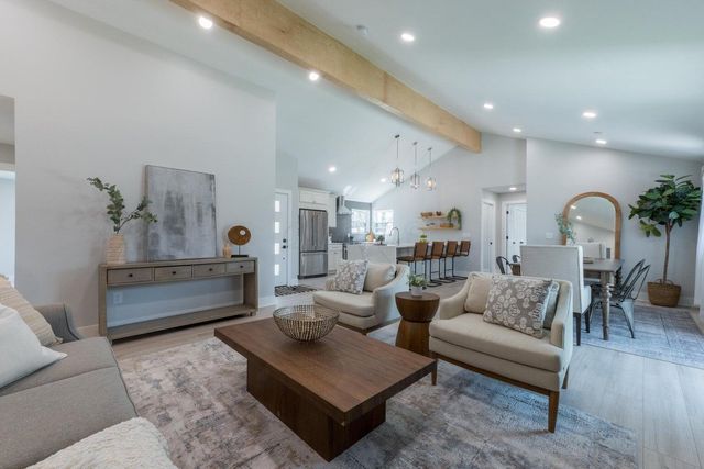 3015 Welsford Road, Columbus, OH 43221