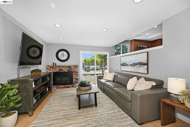 15 Pamplona Court, San Ramon, CA 94583